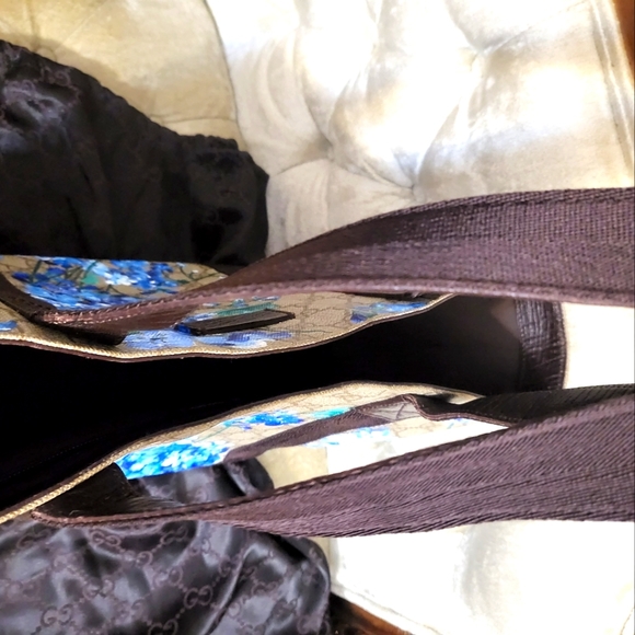 (SOLD)Authentic Gucci Tote bag - Picture 8 of 12